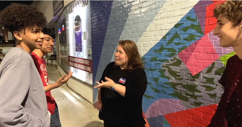 Lisa Gordon Talking with Newton Residents